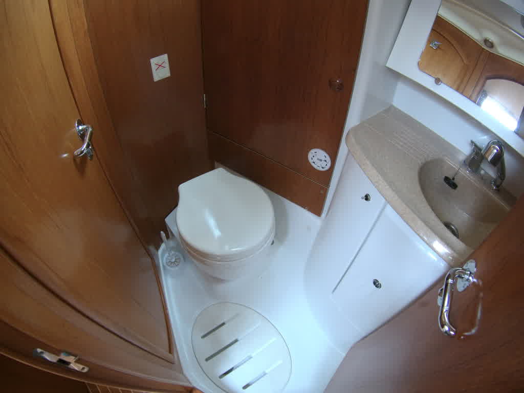 toilet zeiljacht eos corfu